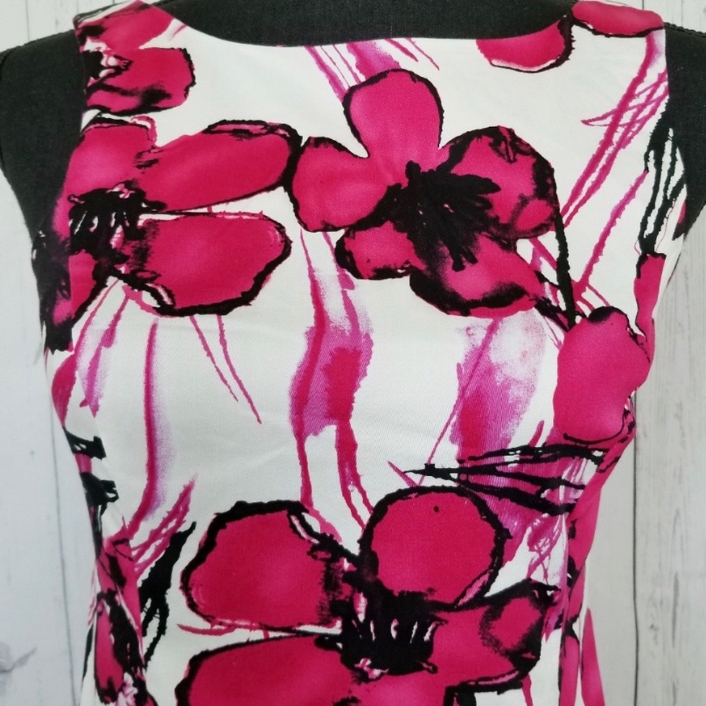 🌹 Peter Nygard (2) Pink flower Dress - Picture 4 of 7